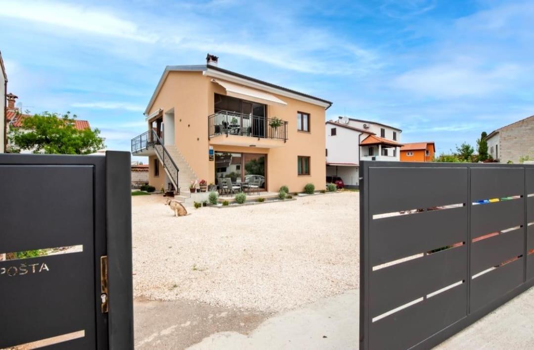 Apartman Lorena روفينج المظهر الخارجي الصورة